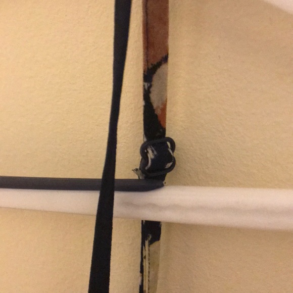 Ann Taylor loft navy floral tank - Picture 3 of 4